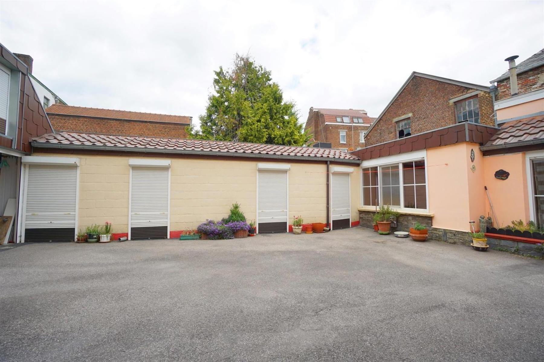 Village Fertile Charleroi Exterior photo